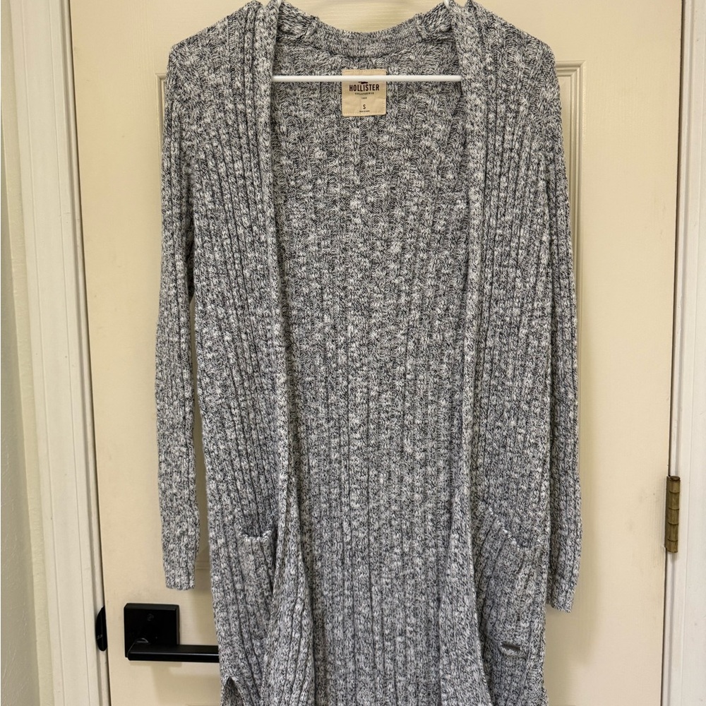 Hollister Cardigan